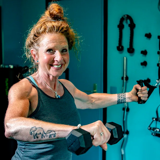 Karin Magedanz beim Krafttraining